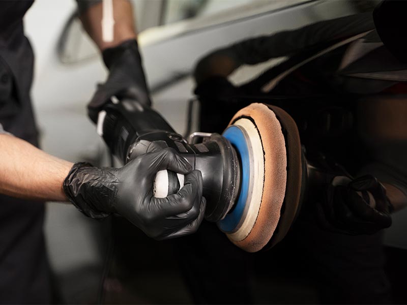 Polimento automotivo em Curitiba: essencial para brilho, proteção e valorização do veículo